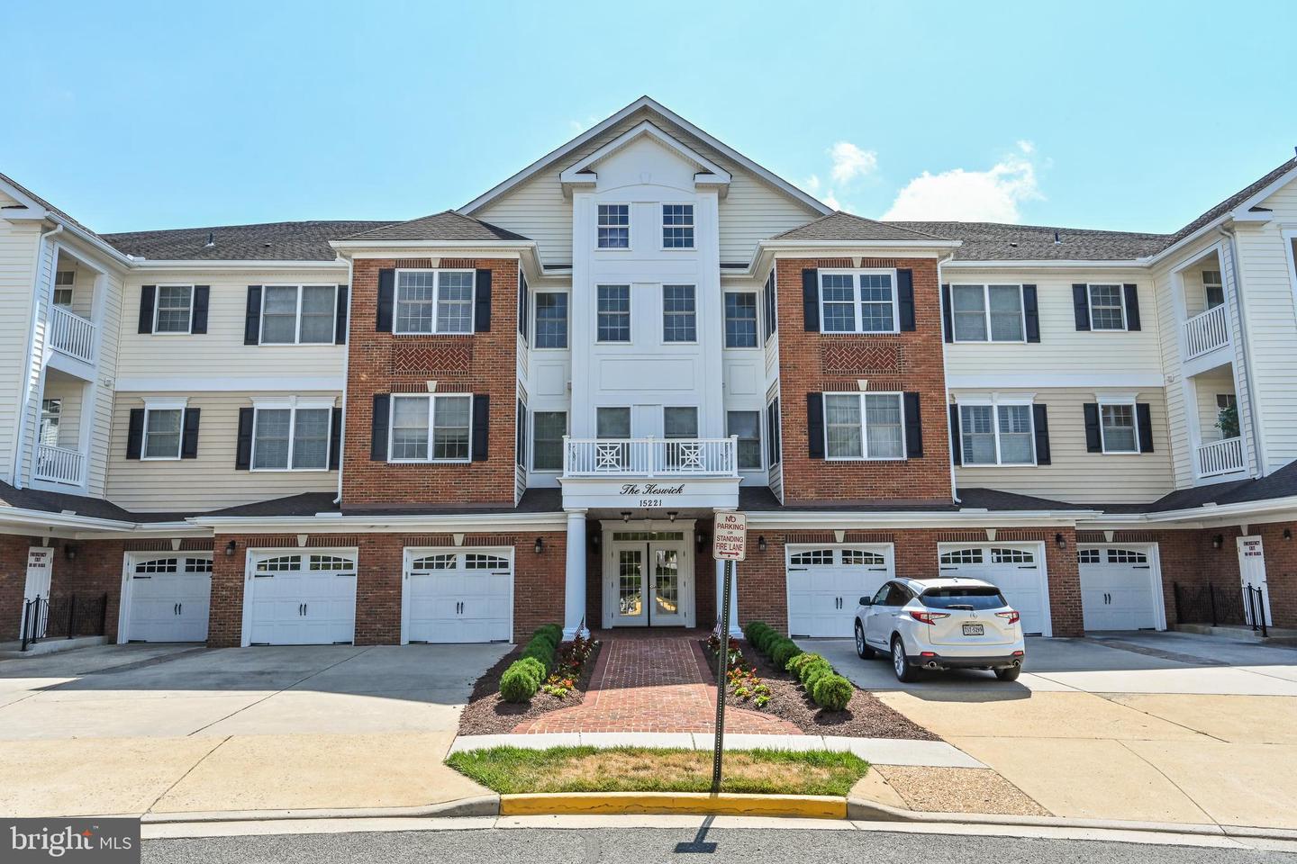 15221 Royal Crest Drive #205, Haymarket