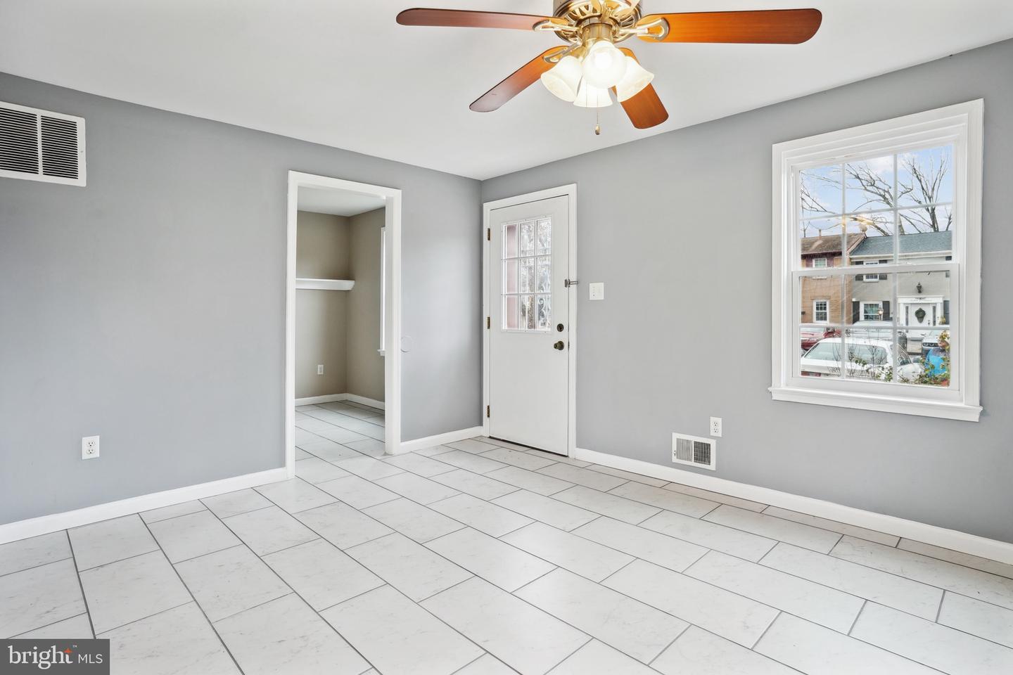 1426 Deerfield Lane, Woodbridge