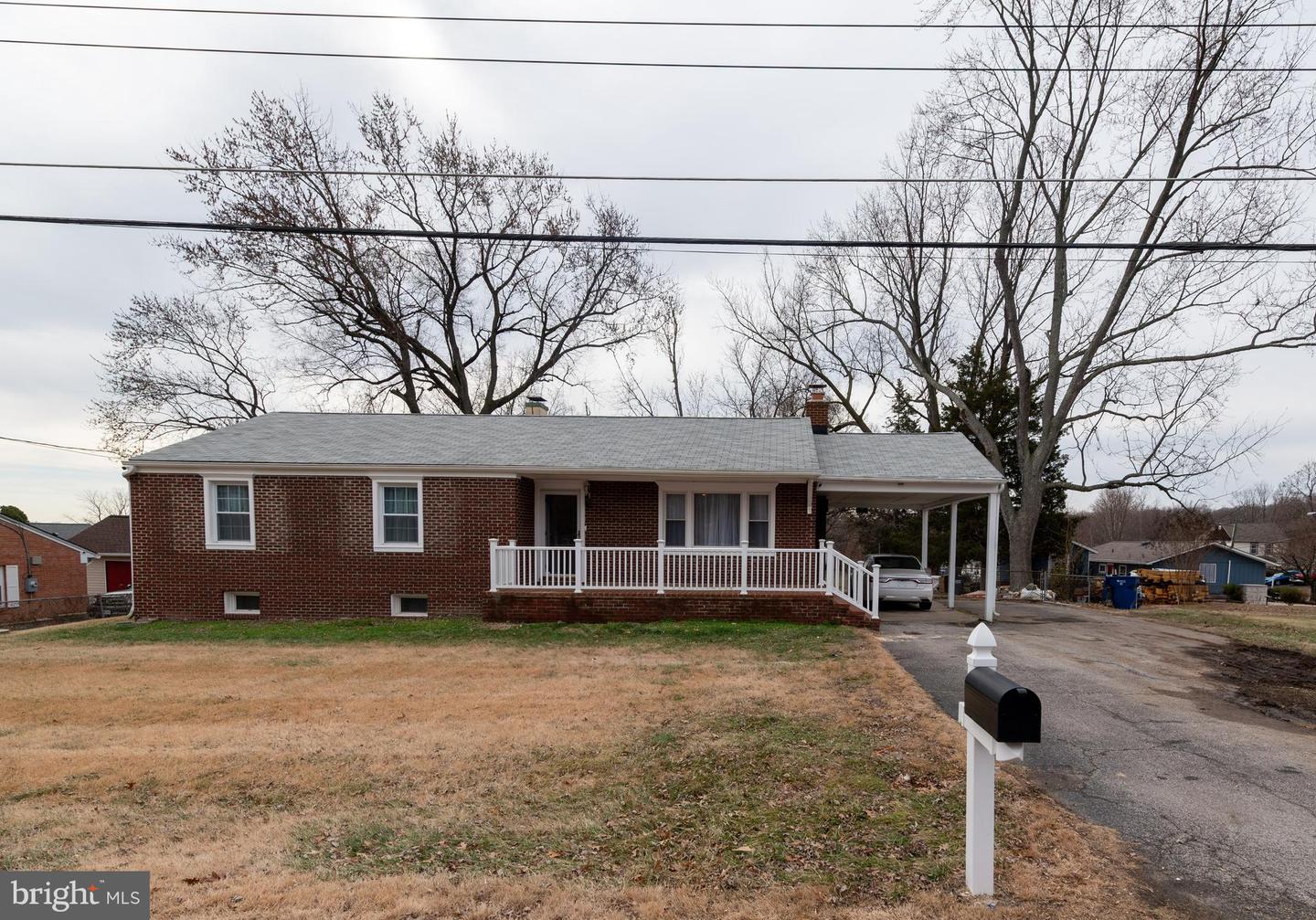 1405 Woodside Drive, Woodbridge