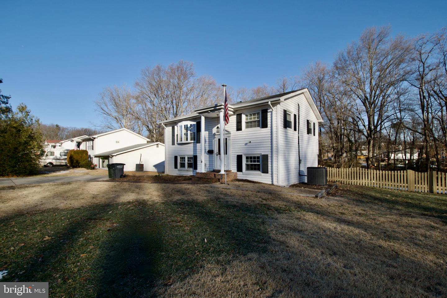 3704 Fairfield Lane, Woodbridge