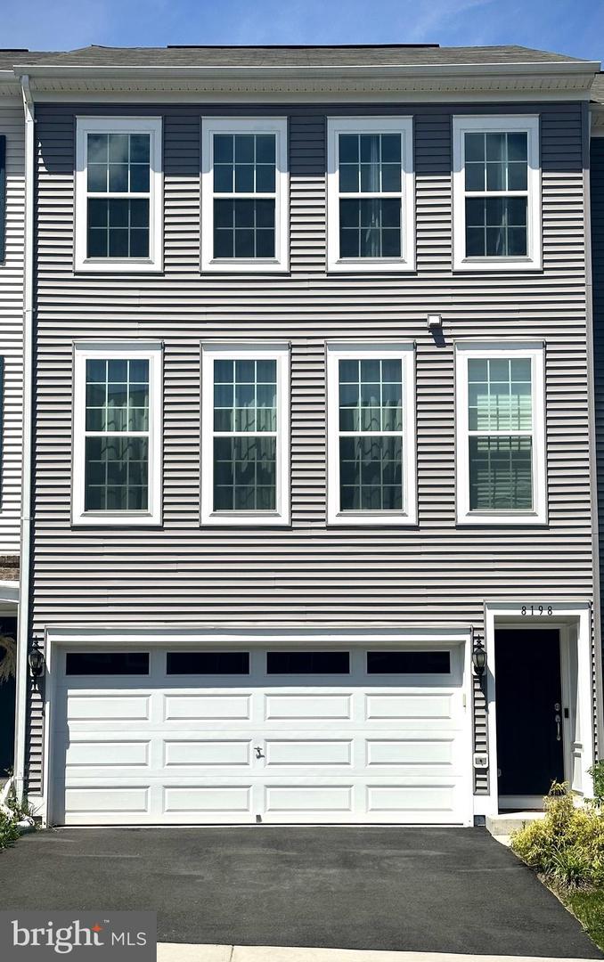 8198 Maude Lane, Manassas