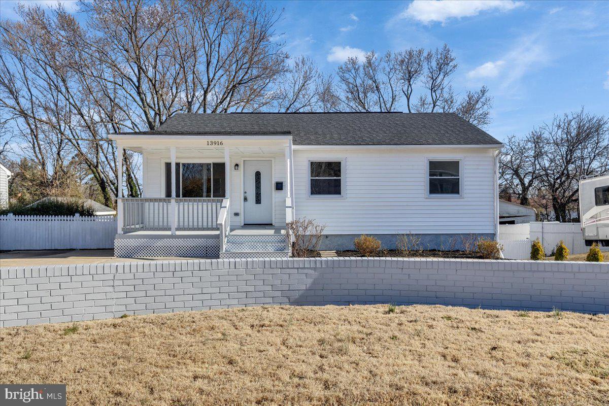 13916 Mathews Drive, Woodbridge