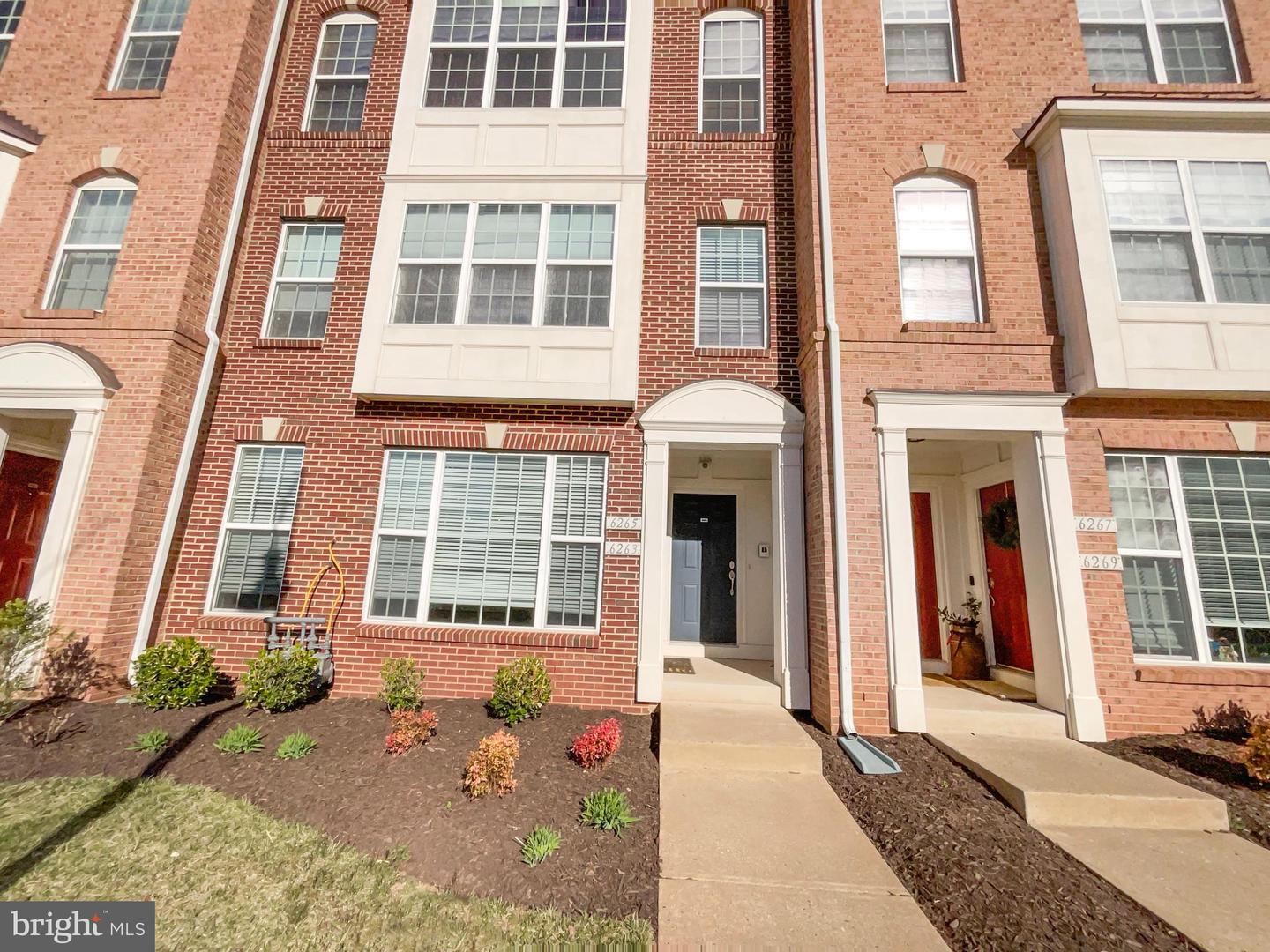 6263 Aster Haven Circle, Haymarket