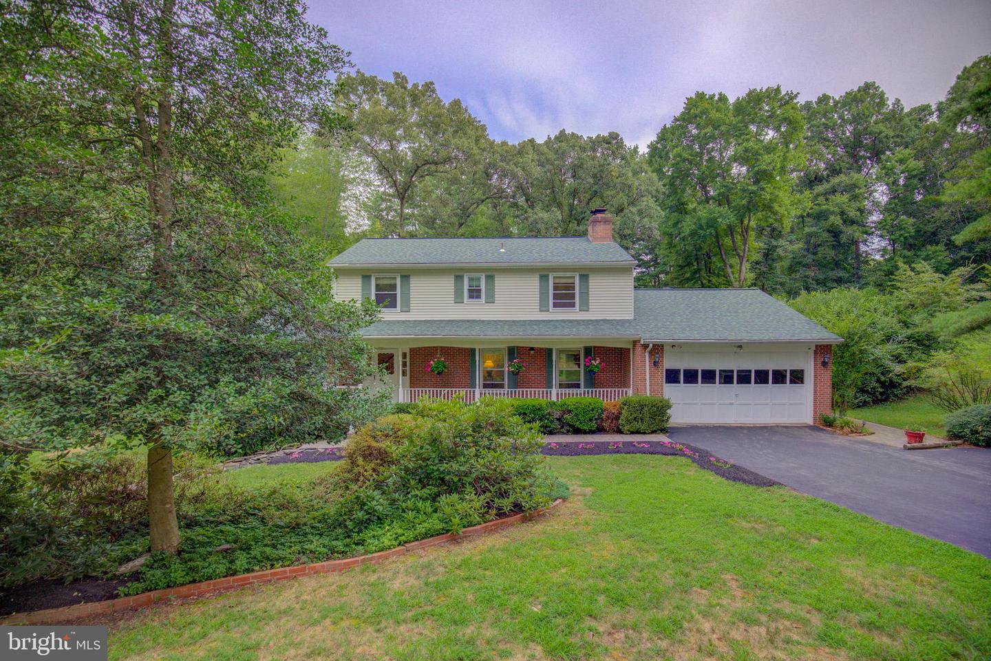 8154 Blandsford Drive, Manassas