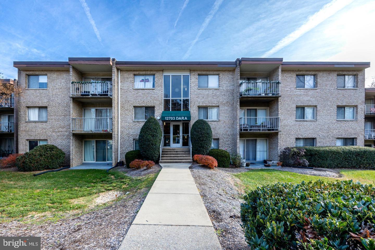 12703 Dara Drive #302, Woodbridge