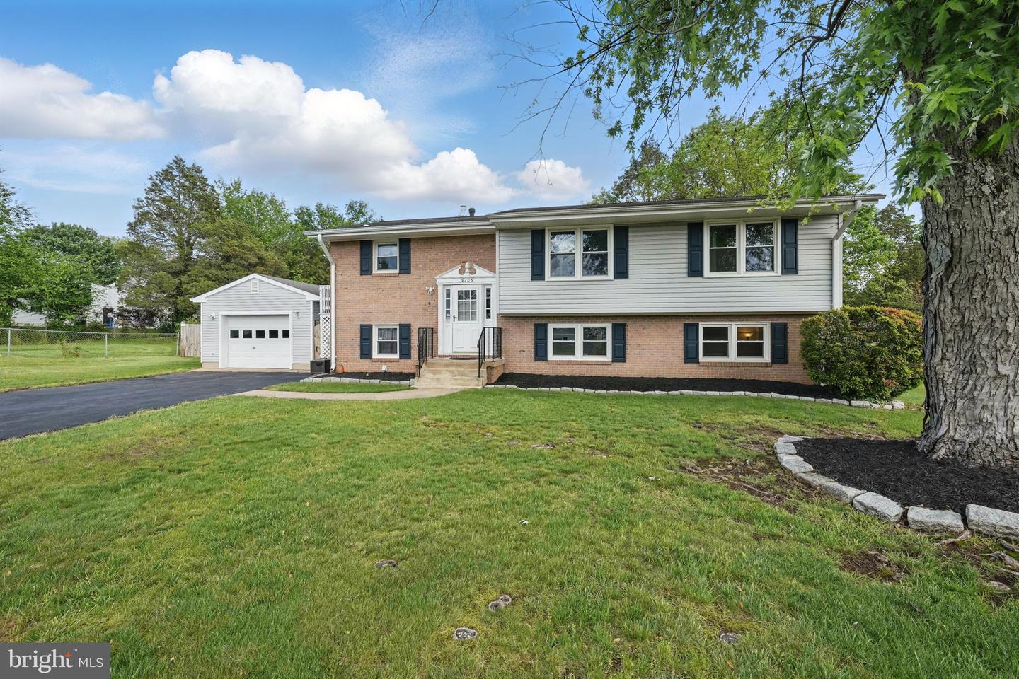 9706 Glen Court, Manassas