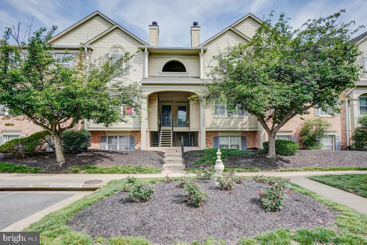 8064 Stonewall Brigade Court, Manassas