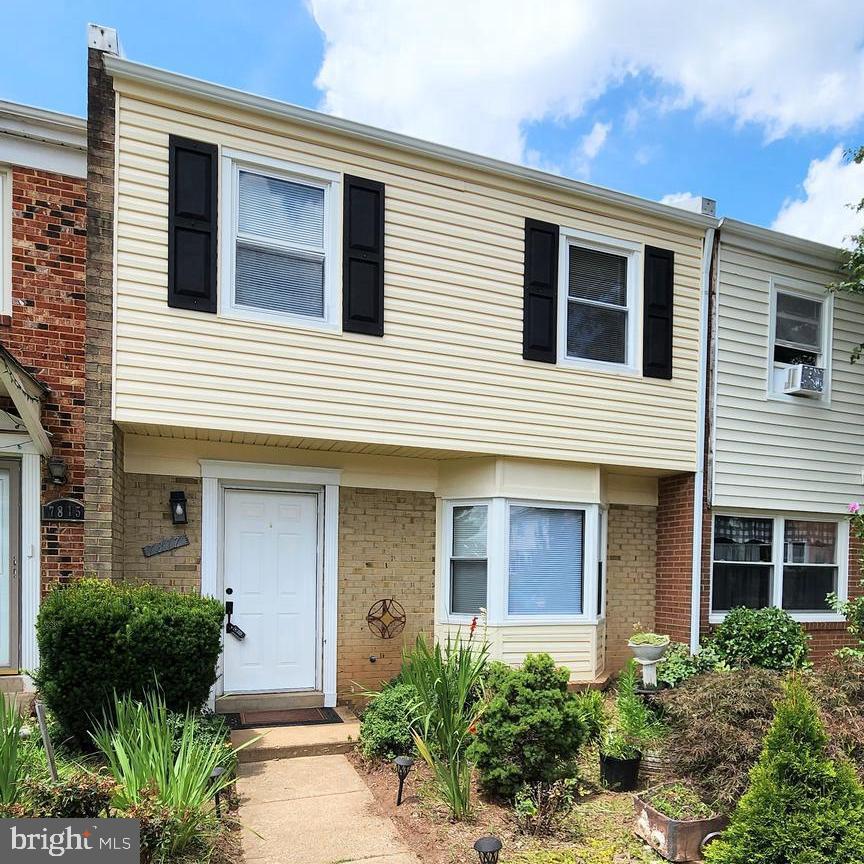 7817 W Point Court, Manassas