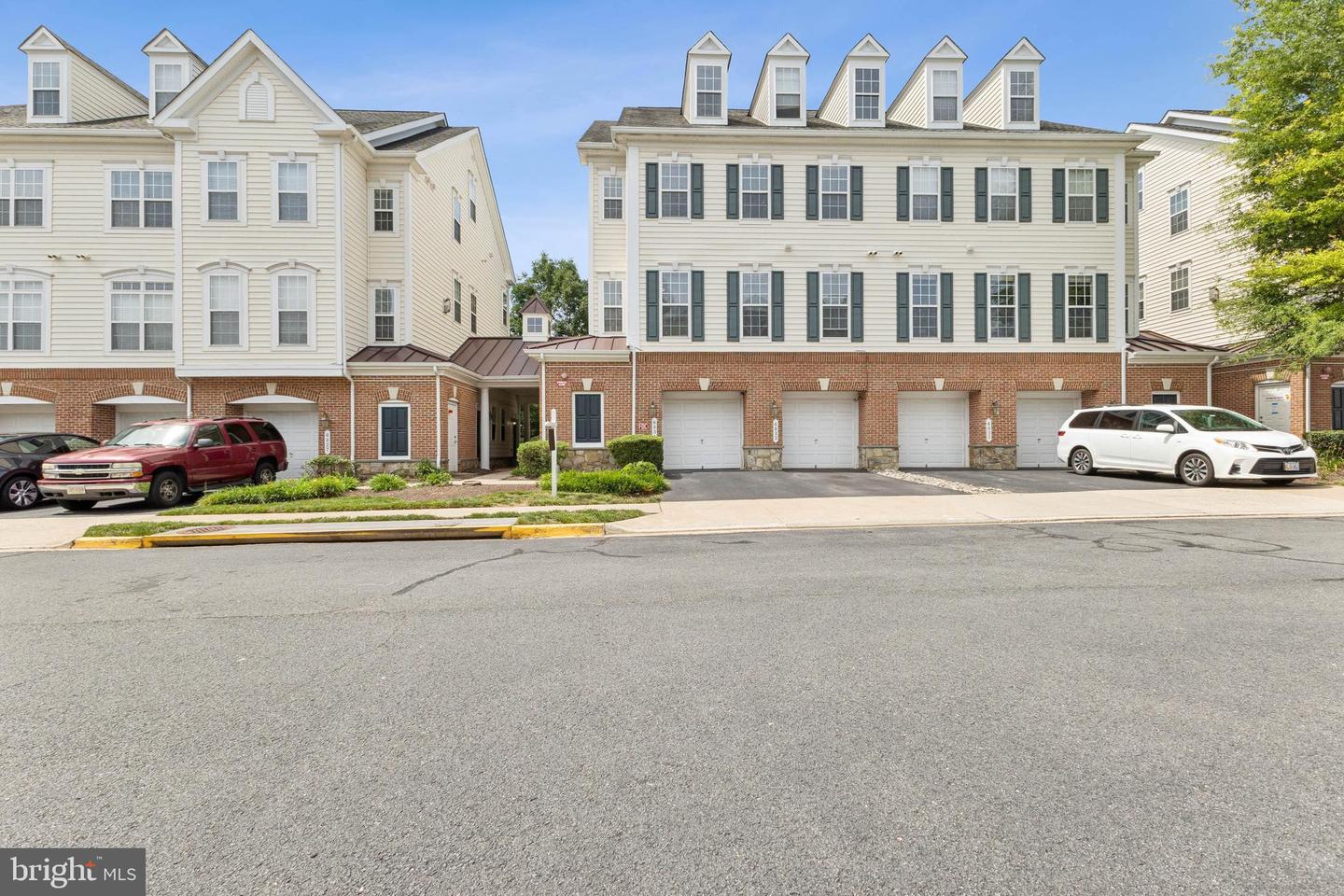 6831 Hampton Bay Lane, Gainesville