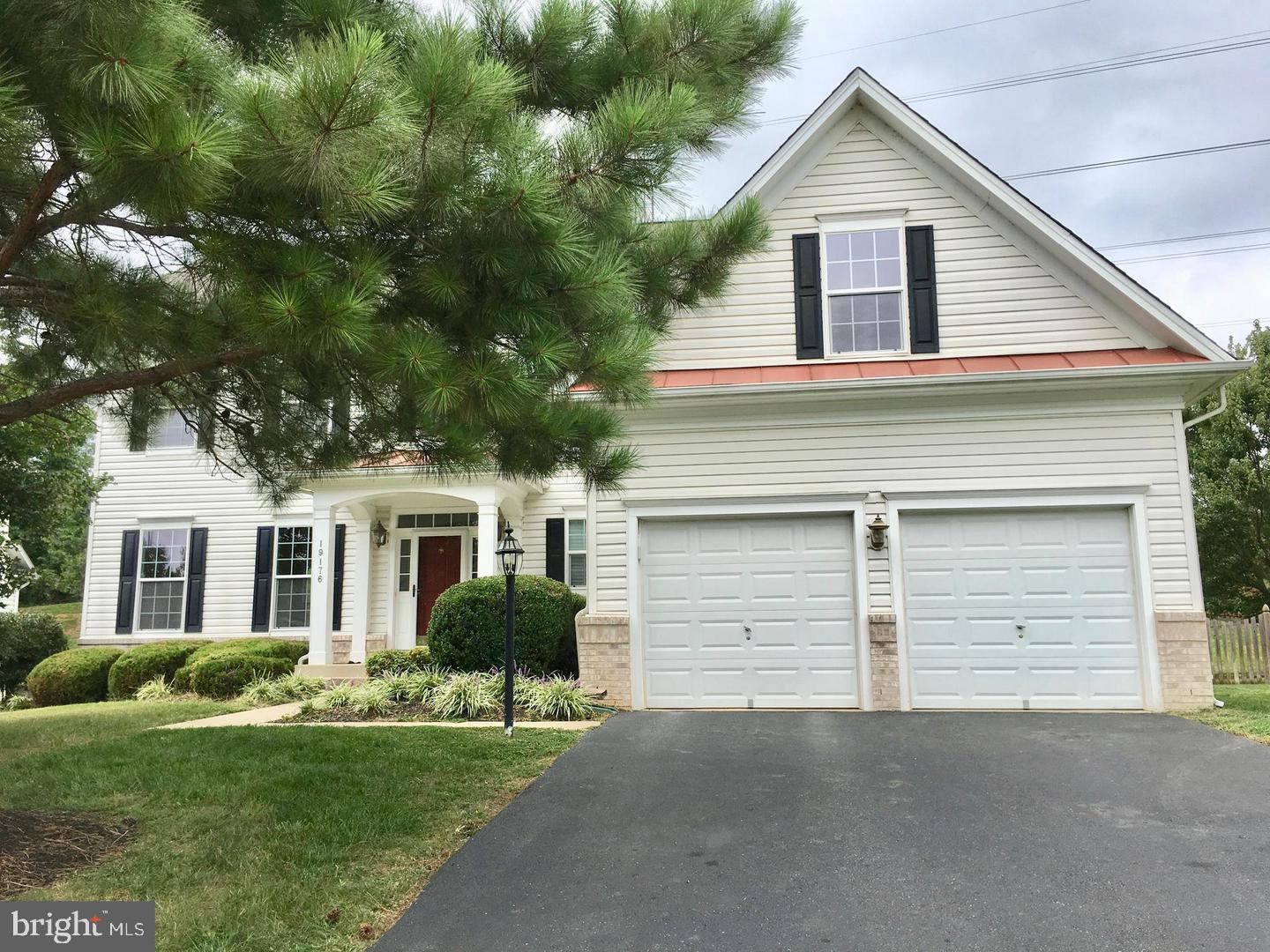 19176 Potomac Crest Drive, Triangle