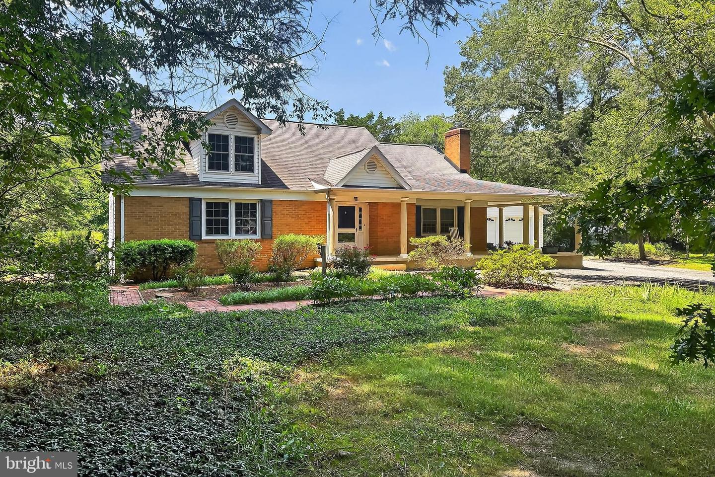 12118 Dumfries Road, Manassas