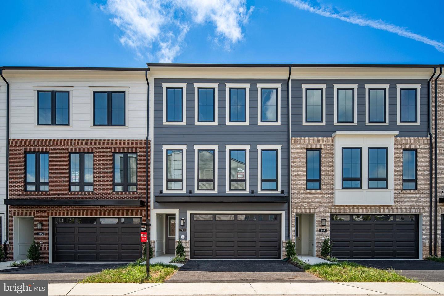 647 Angelfish Way, Woodbridge