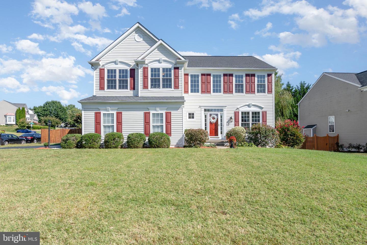 5917 Moonbeam Drive, Woodbridge
