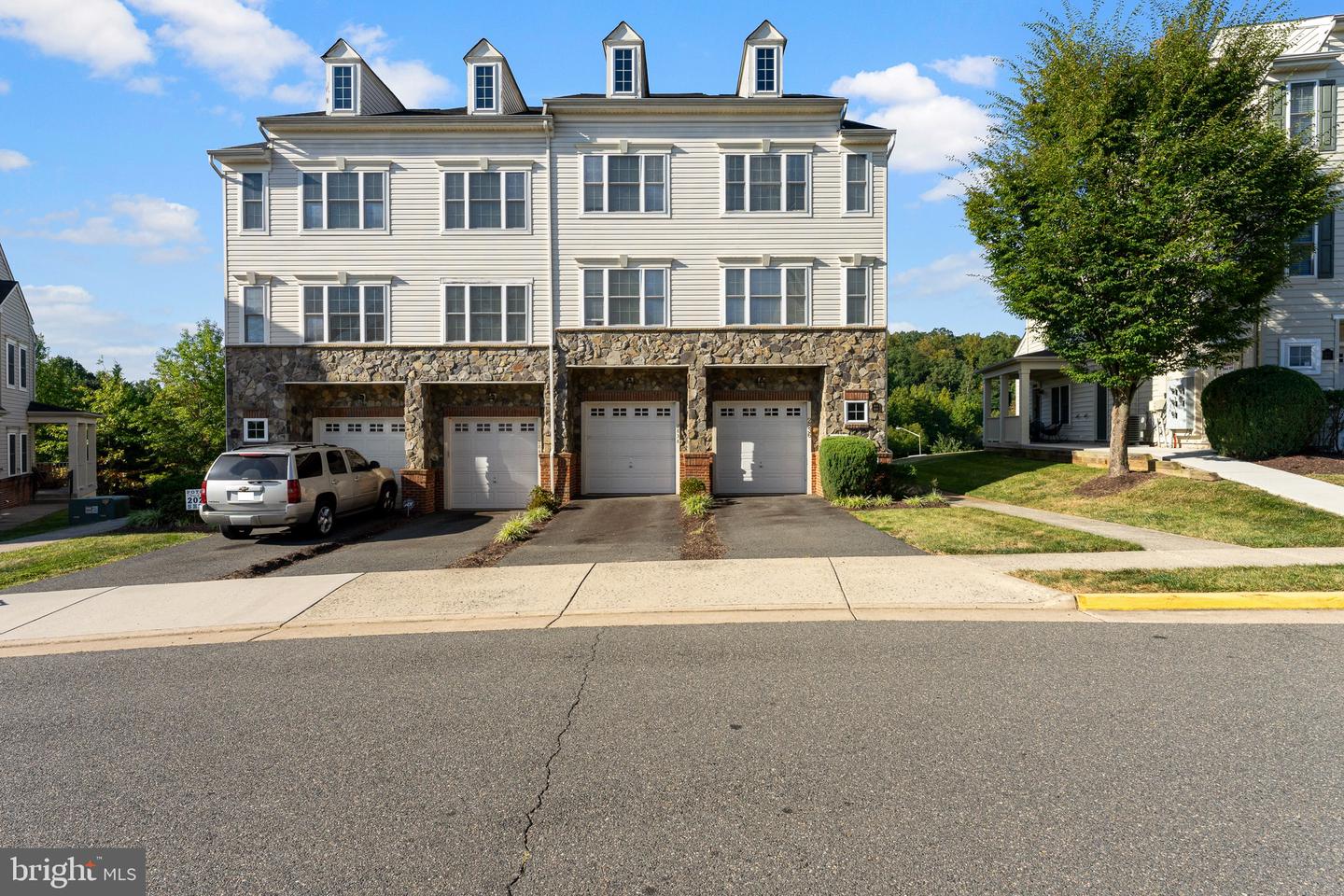 2838 Chinkapin Oak Lane, Woodbridge