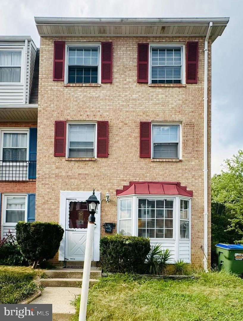 3258 Birchdale Square, Woodbridge