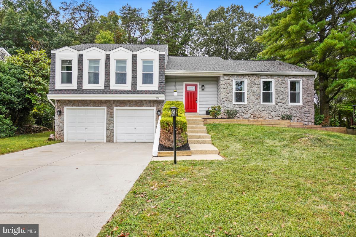 9521 Country Roads Lane, Manassas