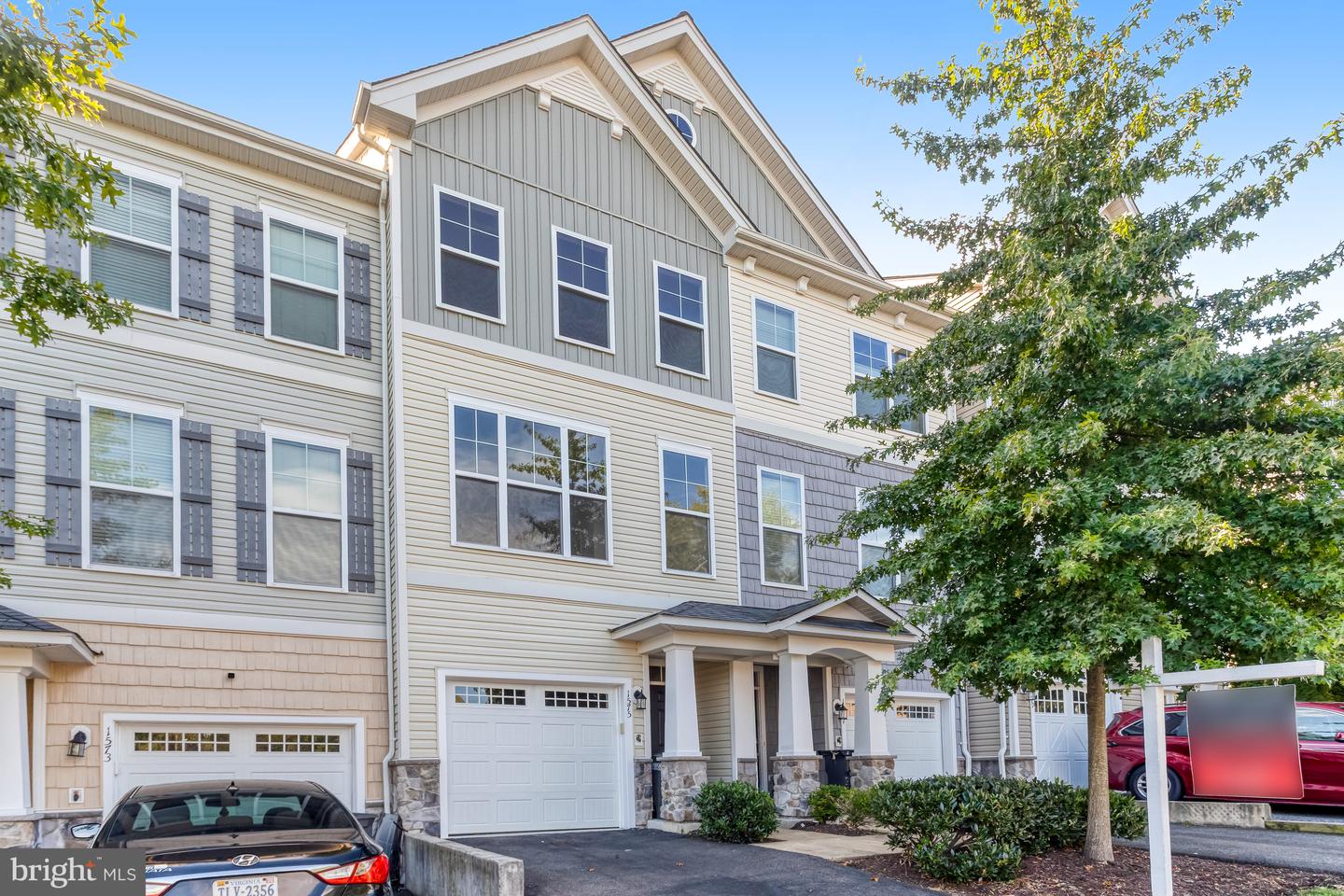 1575 Renate Drive, Woodbridge