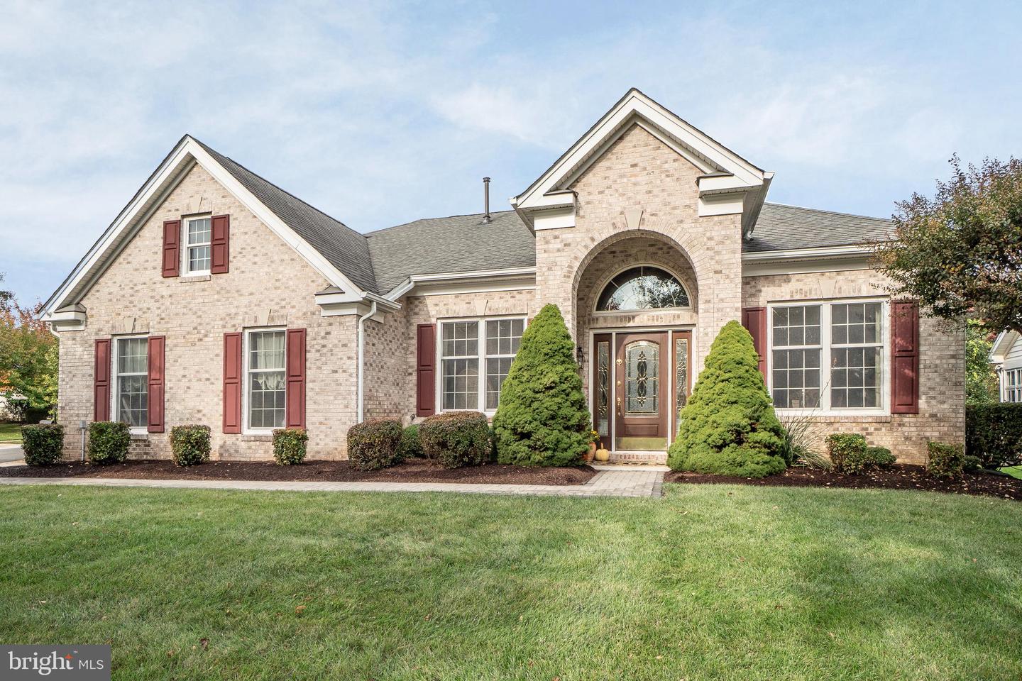 5243 Canyon Creek Way, Haymarket