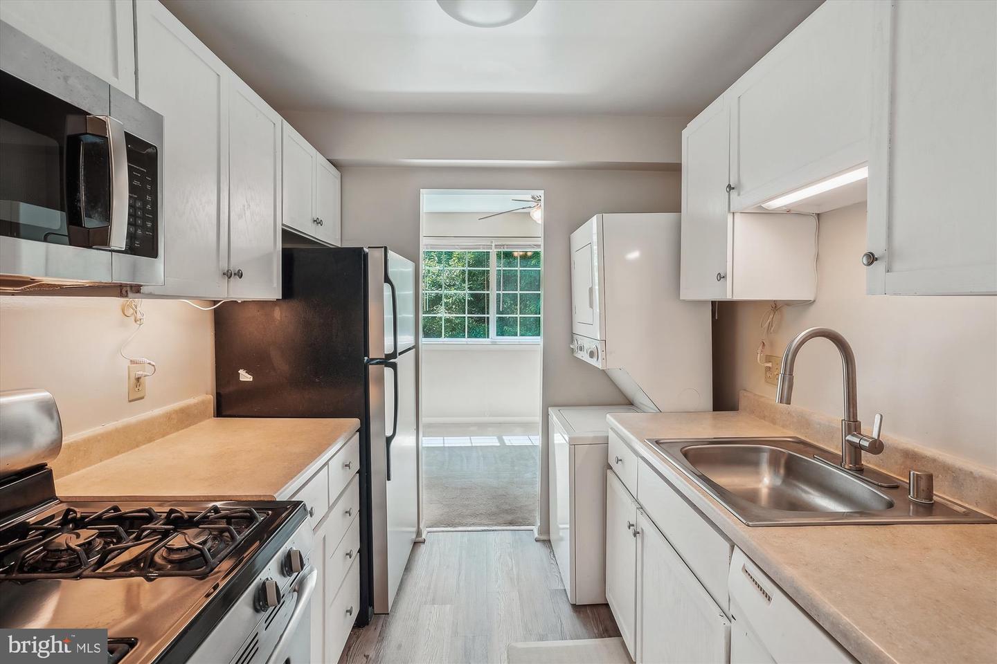 1541 Colonial Drive #203, Woodbridge