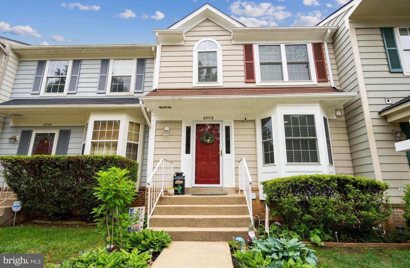 4993 Lambsgate Lane, Woodbridge