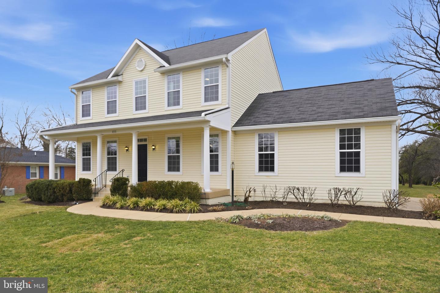 8310 Rolling Road, Manassas