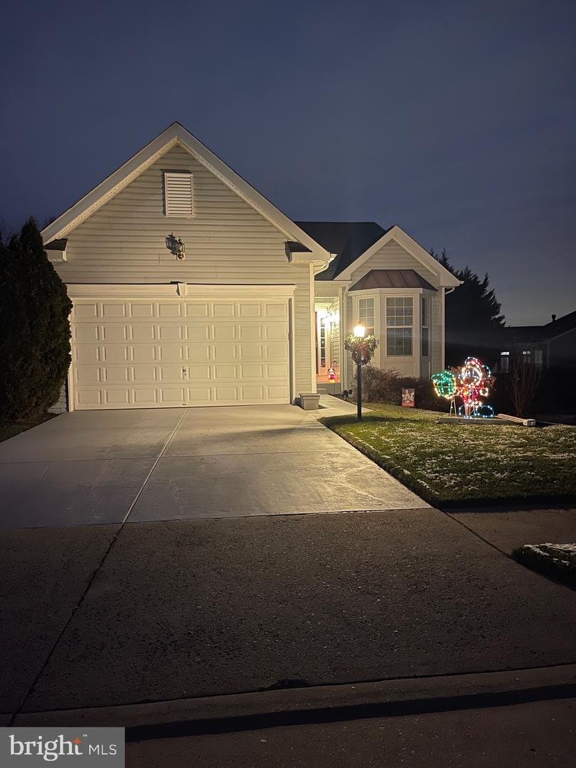 3704 Russett Maple Court, Dumfries