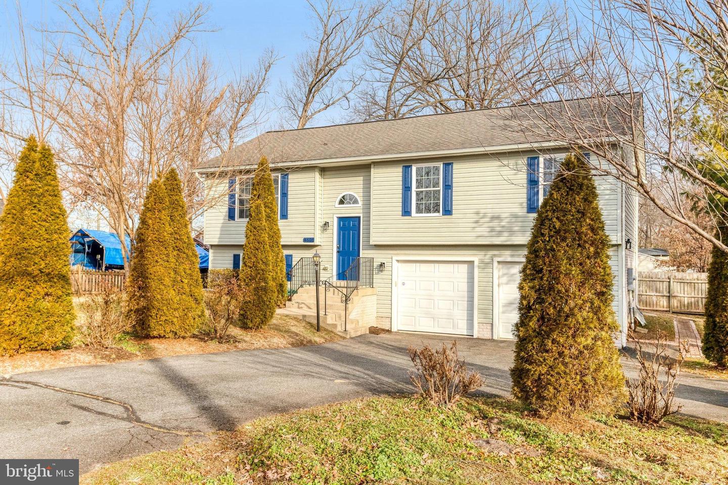 8606 Spruce Street, Manassas