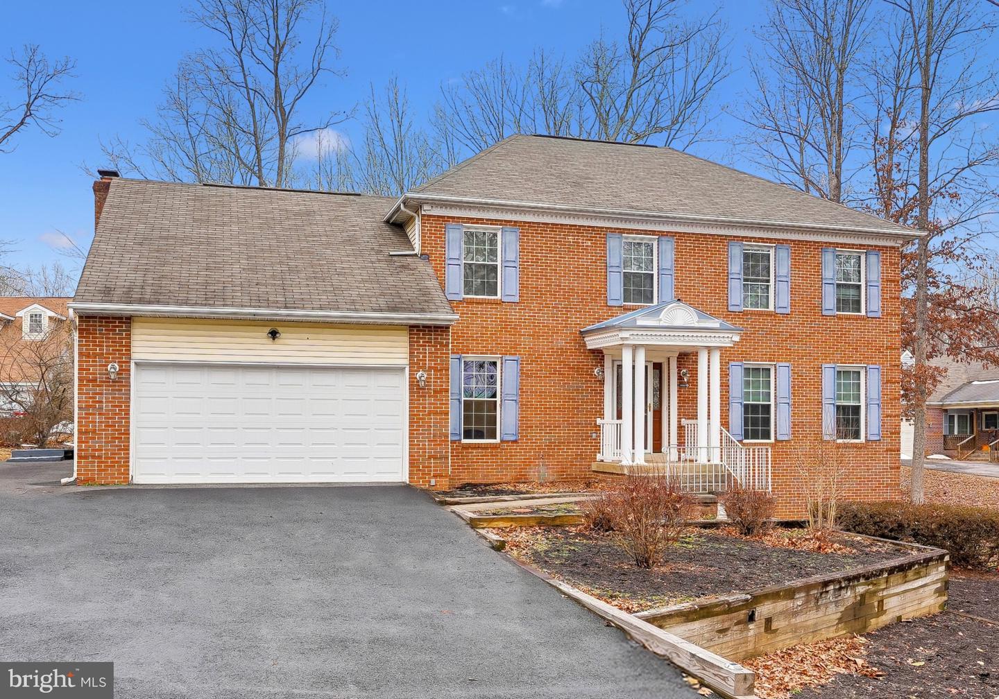 4790 Stonehurst Drive, Woodbridge