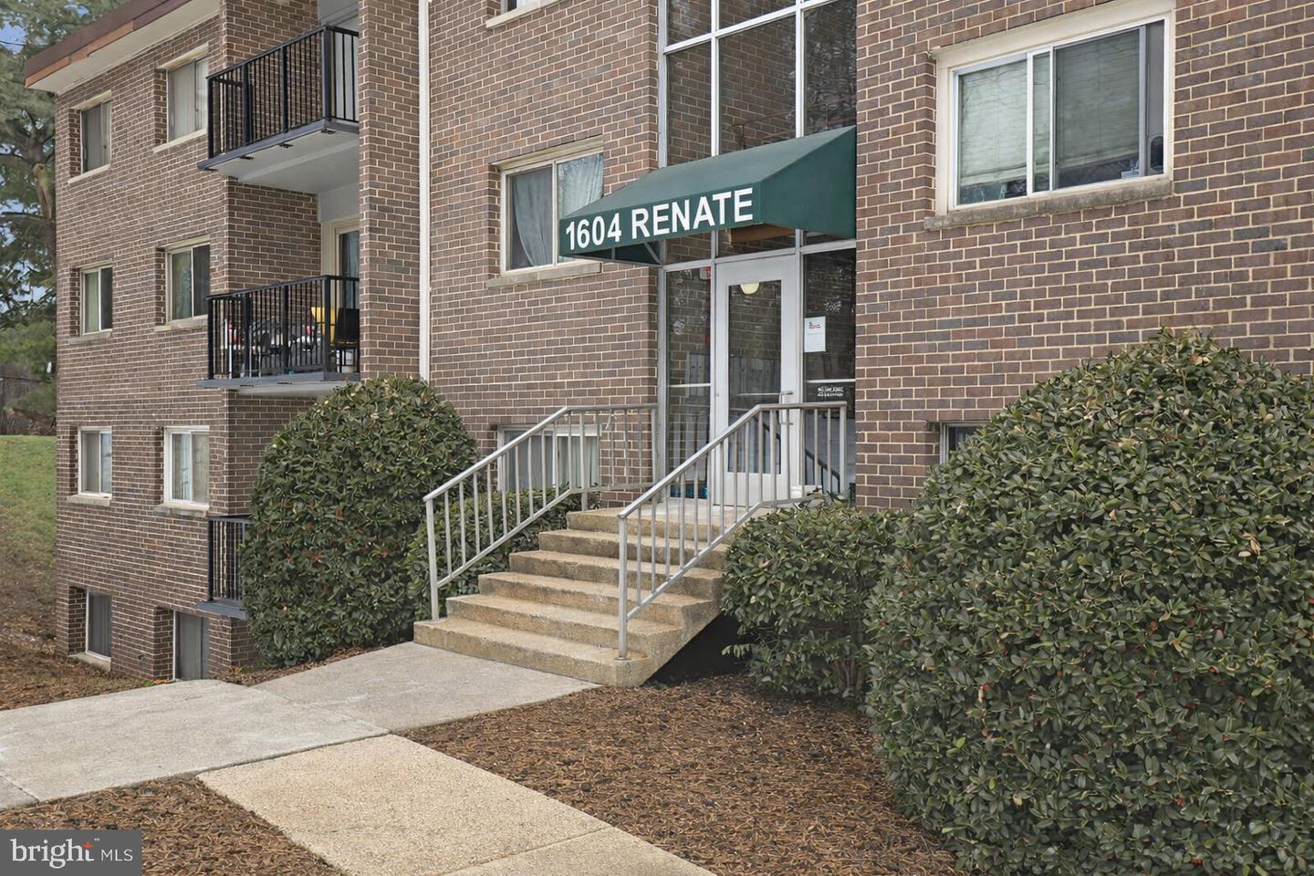 1604 Renate Drive #104