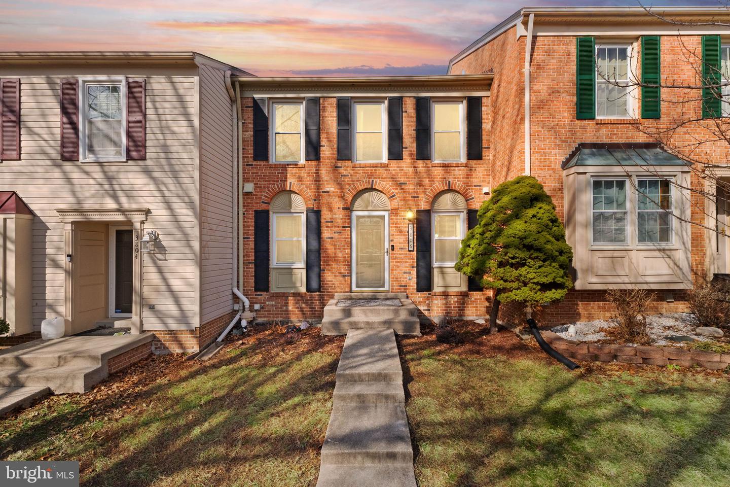 3806 Ogilvie Court, Woodbridge