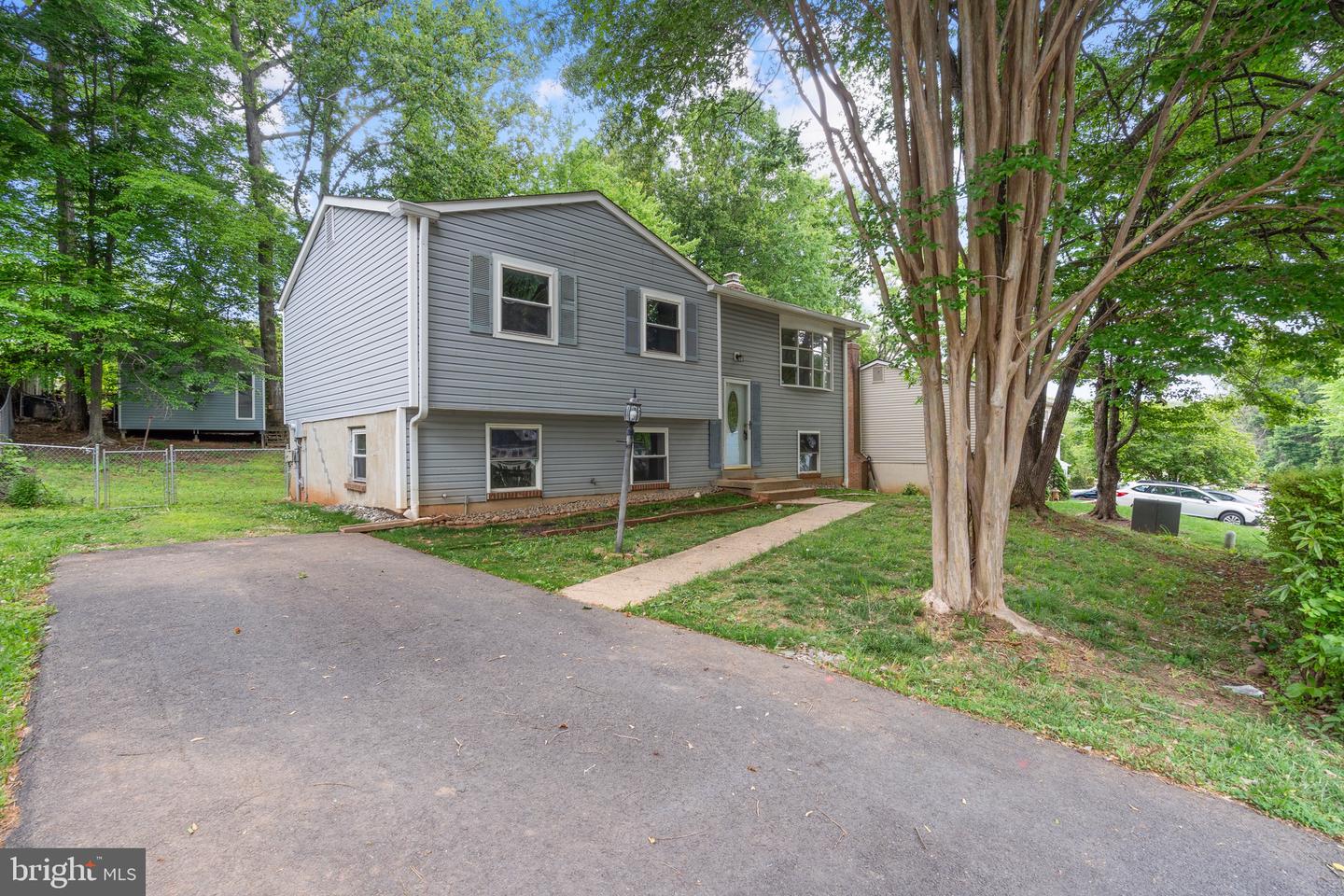 14262 Princedale Drive, Woodbridge
