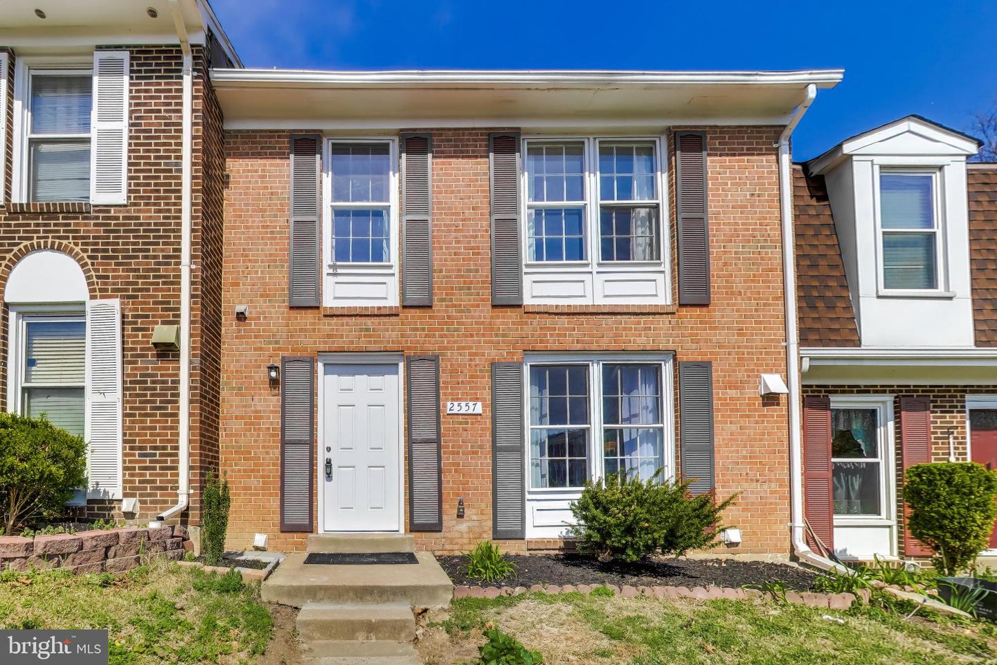 2557 Kingswood Court, Woodbridge