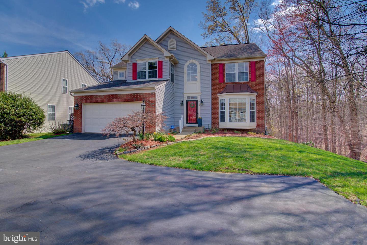 13124 Kinnicutt Drive, Woodbridge