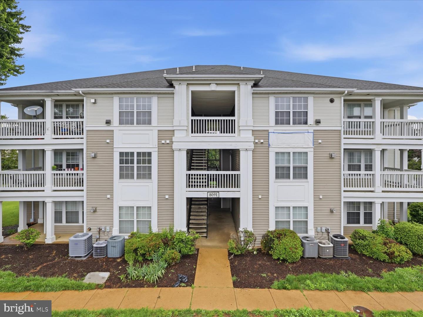 8091 Lacy Drive #203, Manassas