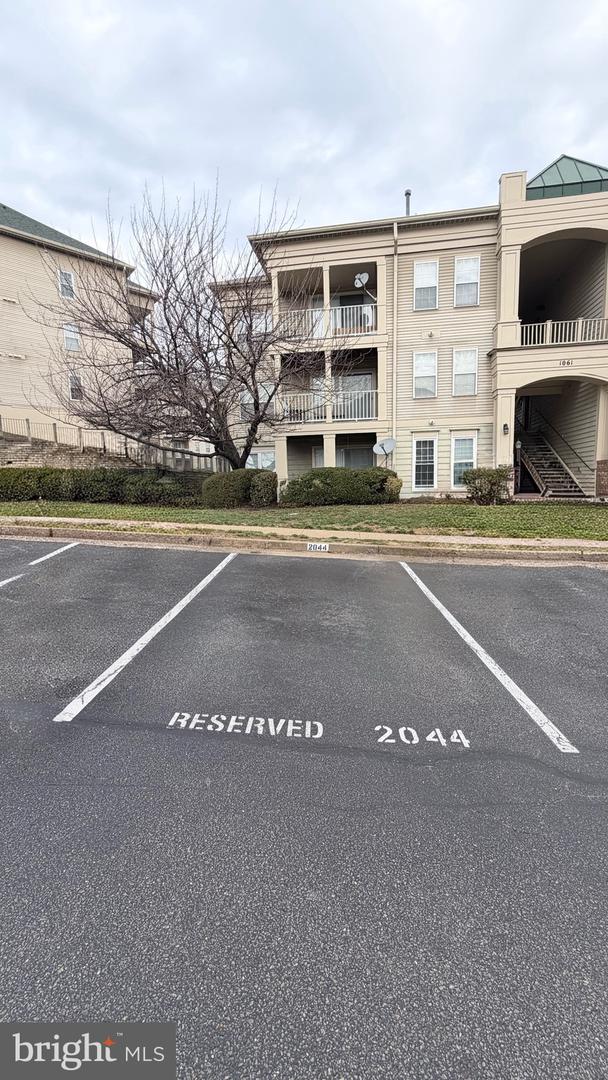 1061 Gardenview Loop #204