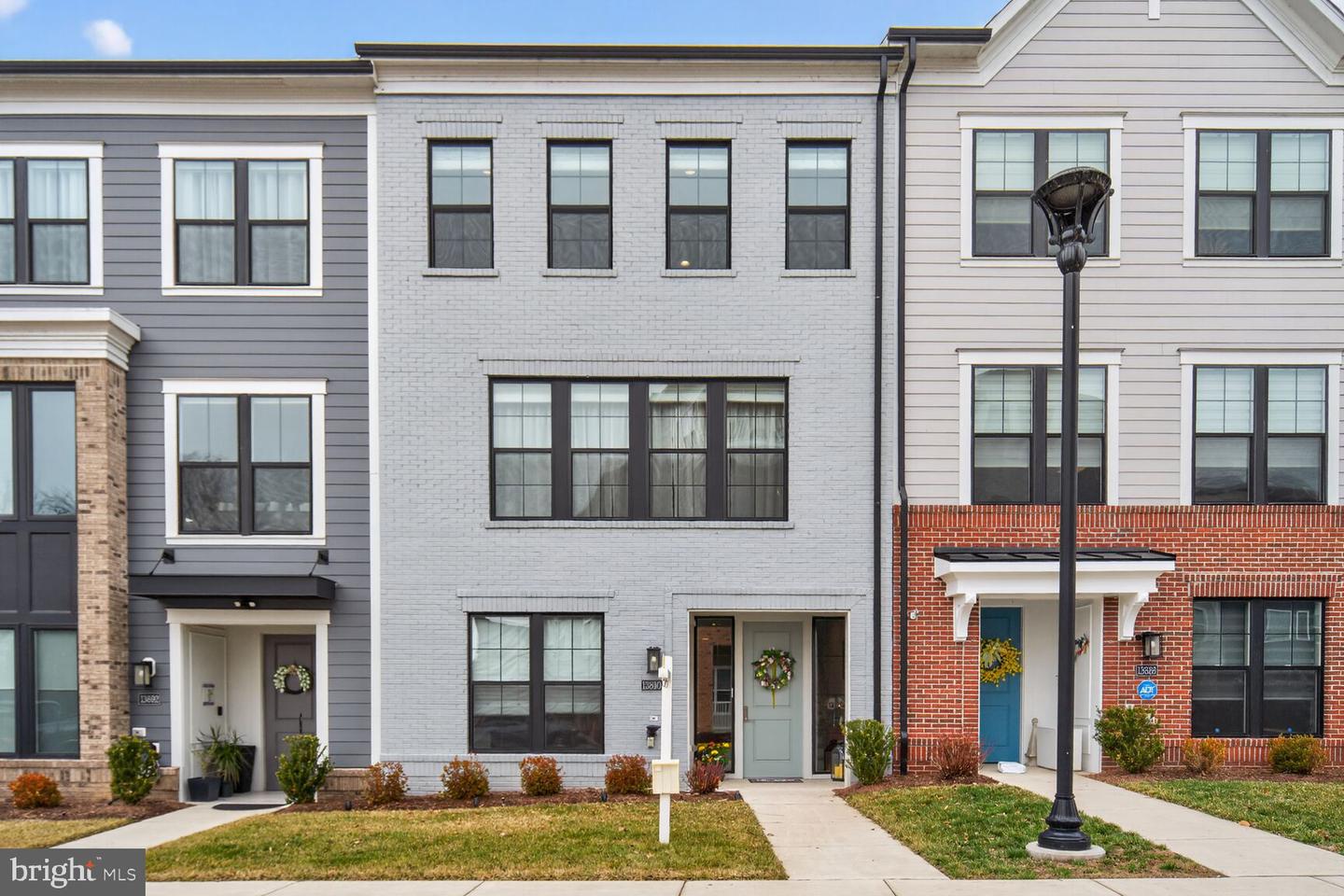 13890 Clear Lake Circle, Woodbridge