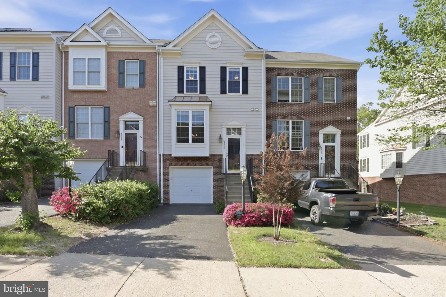 9814 Cheshire Ridge Circle, Manassas