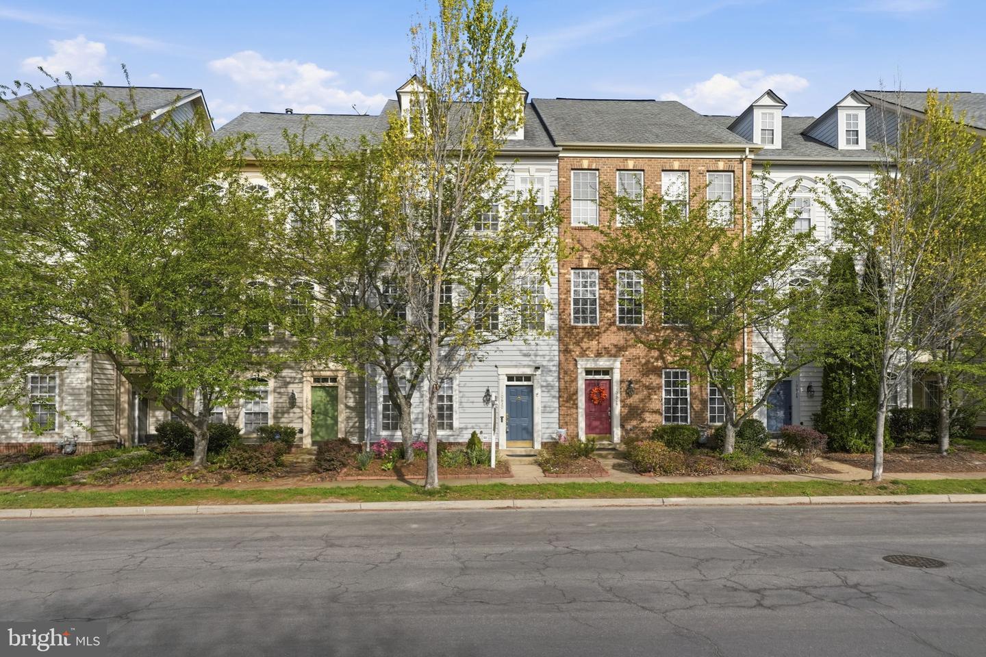 10630 Bristow Station, Bristow