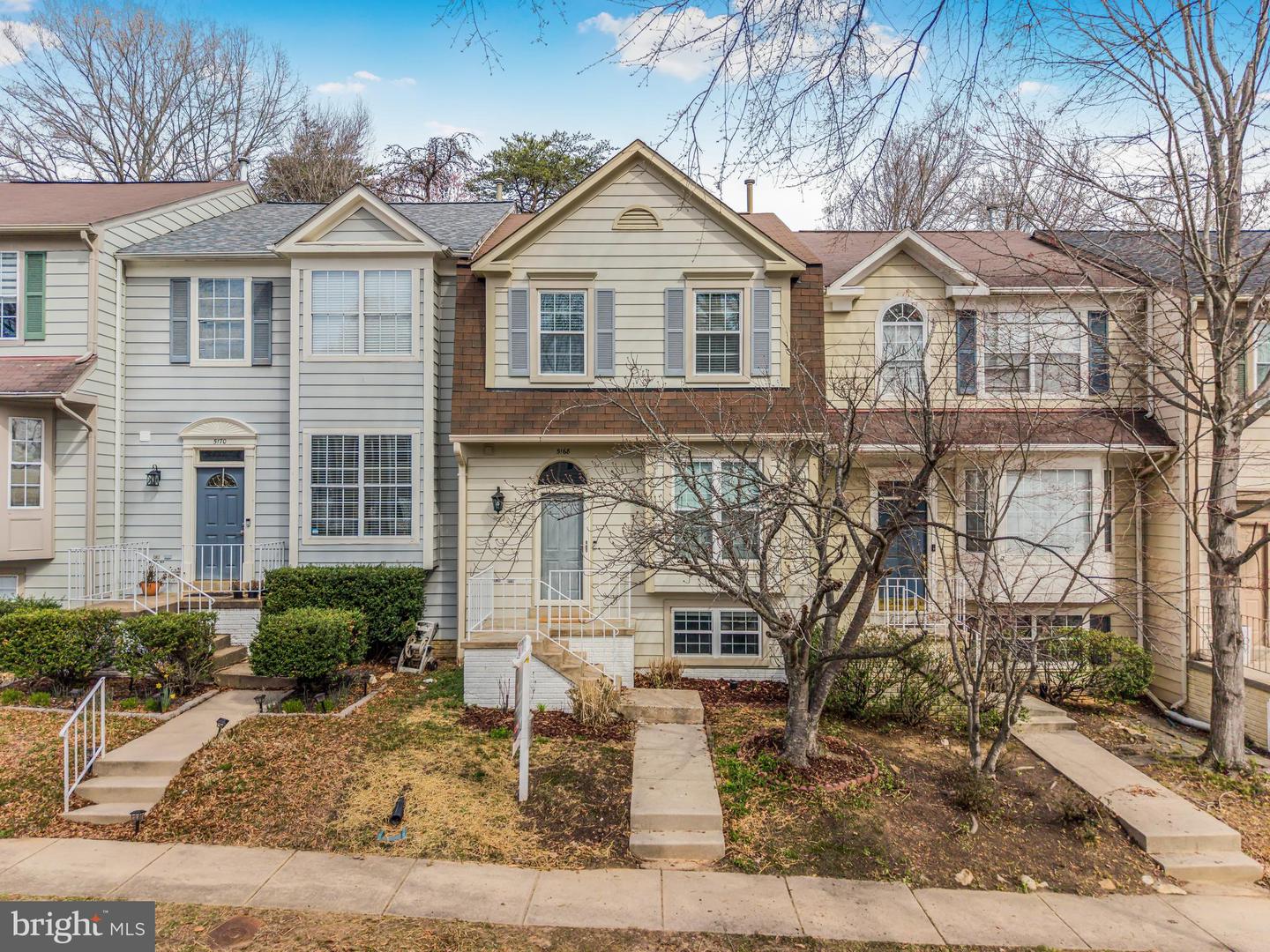 5168 Havering Way, Woodbridge