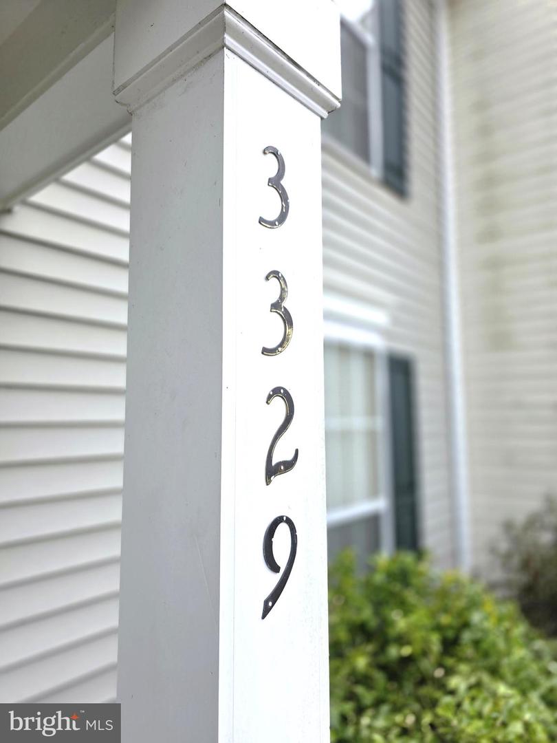 3329 Esquarre Court, Woodbridge