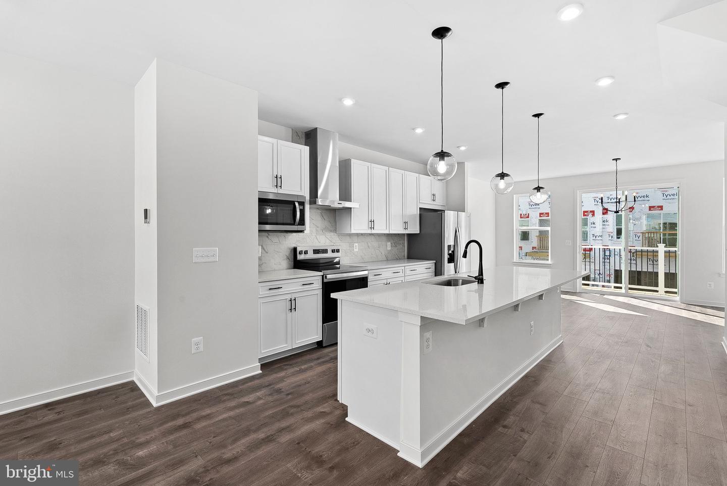 17990 Alicia Avenue, Dumfries