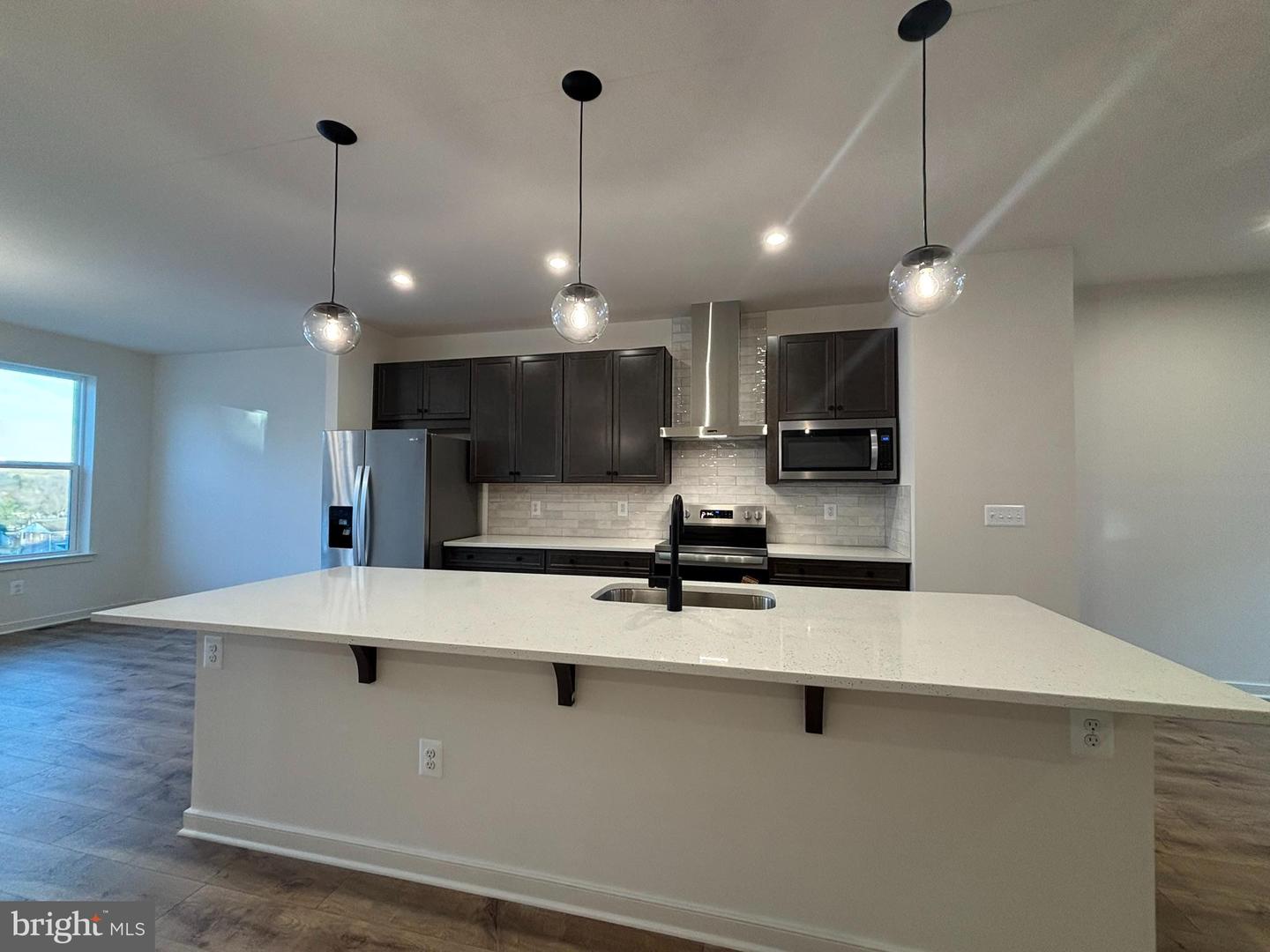 17988 Alicia Avenue, Dumfries