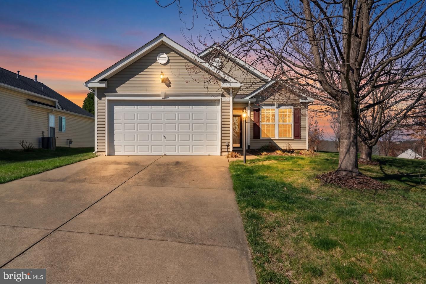 16441 Sparkling Brook Loop, Dumfries