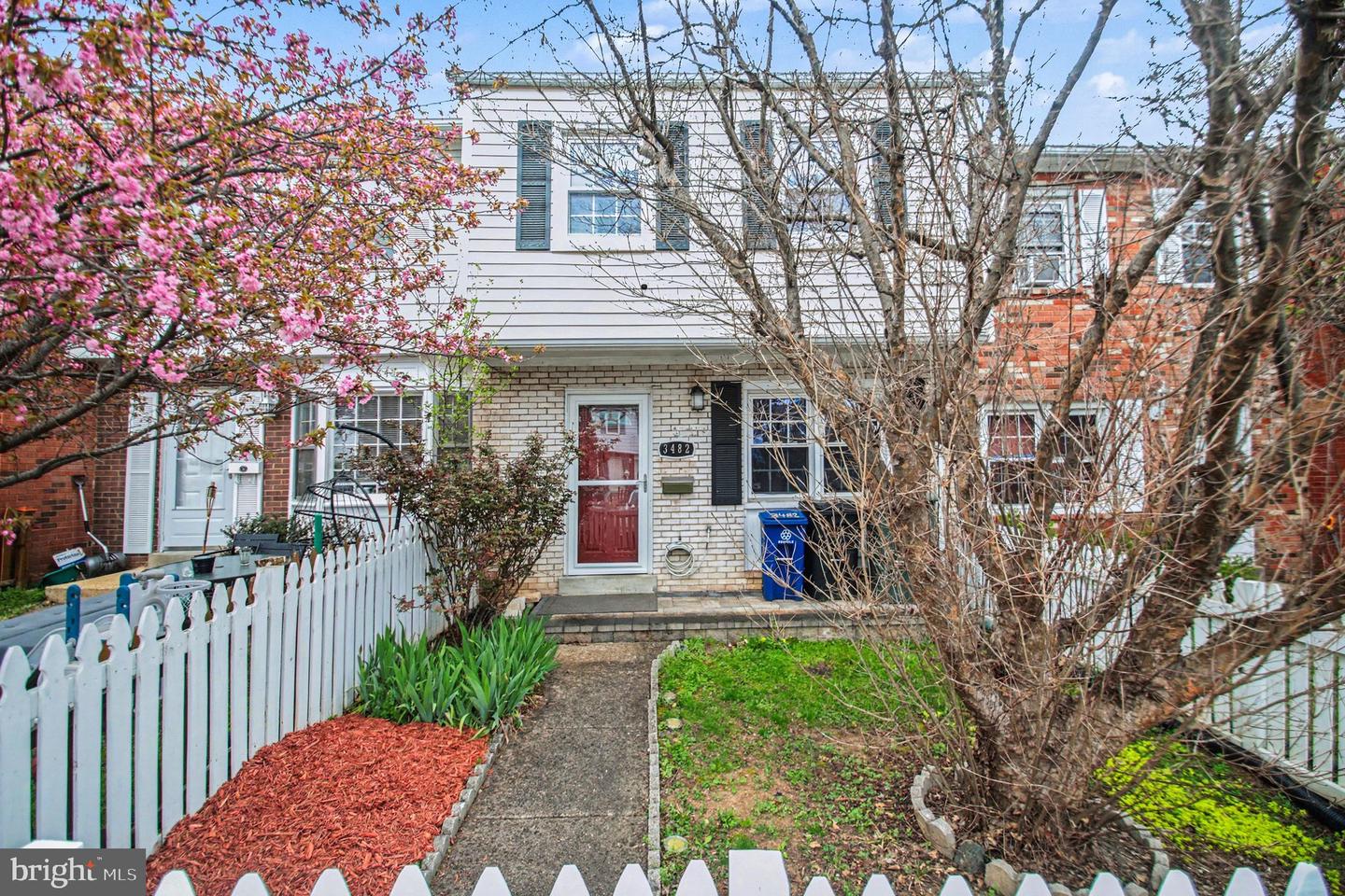 3482 Beale Court, Woodbridge