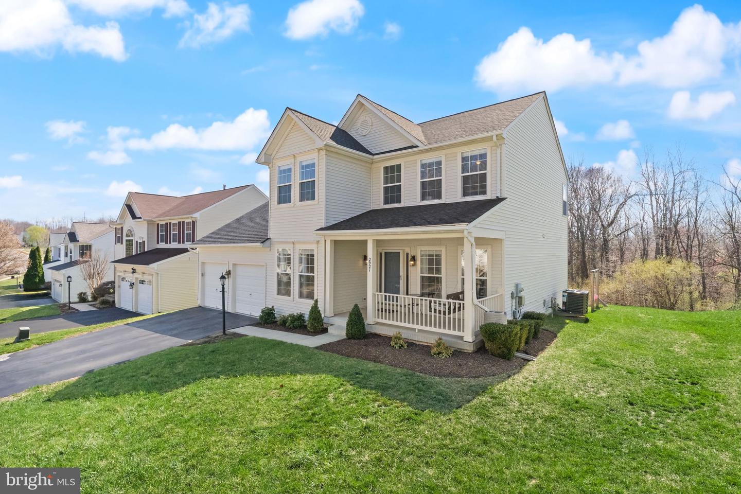 2927 Myrtlewood Drive, Dumfries