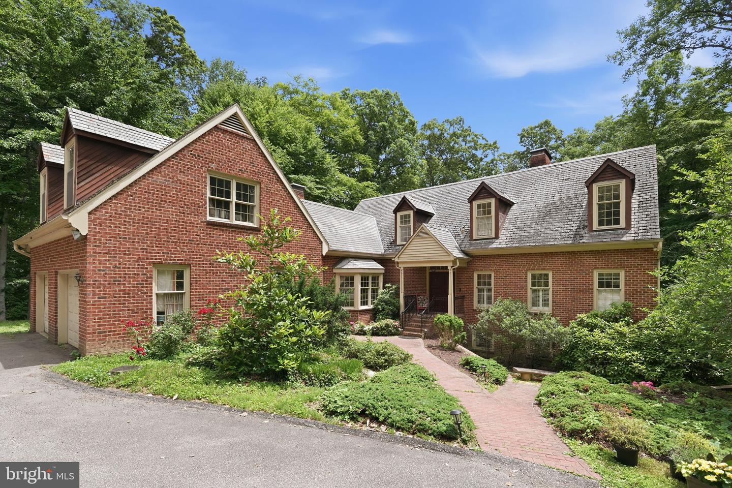 13205 Barrister Place, Woodbridge