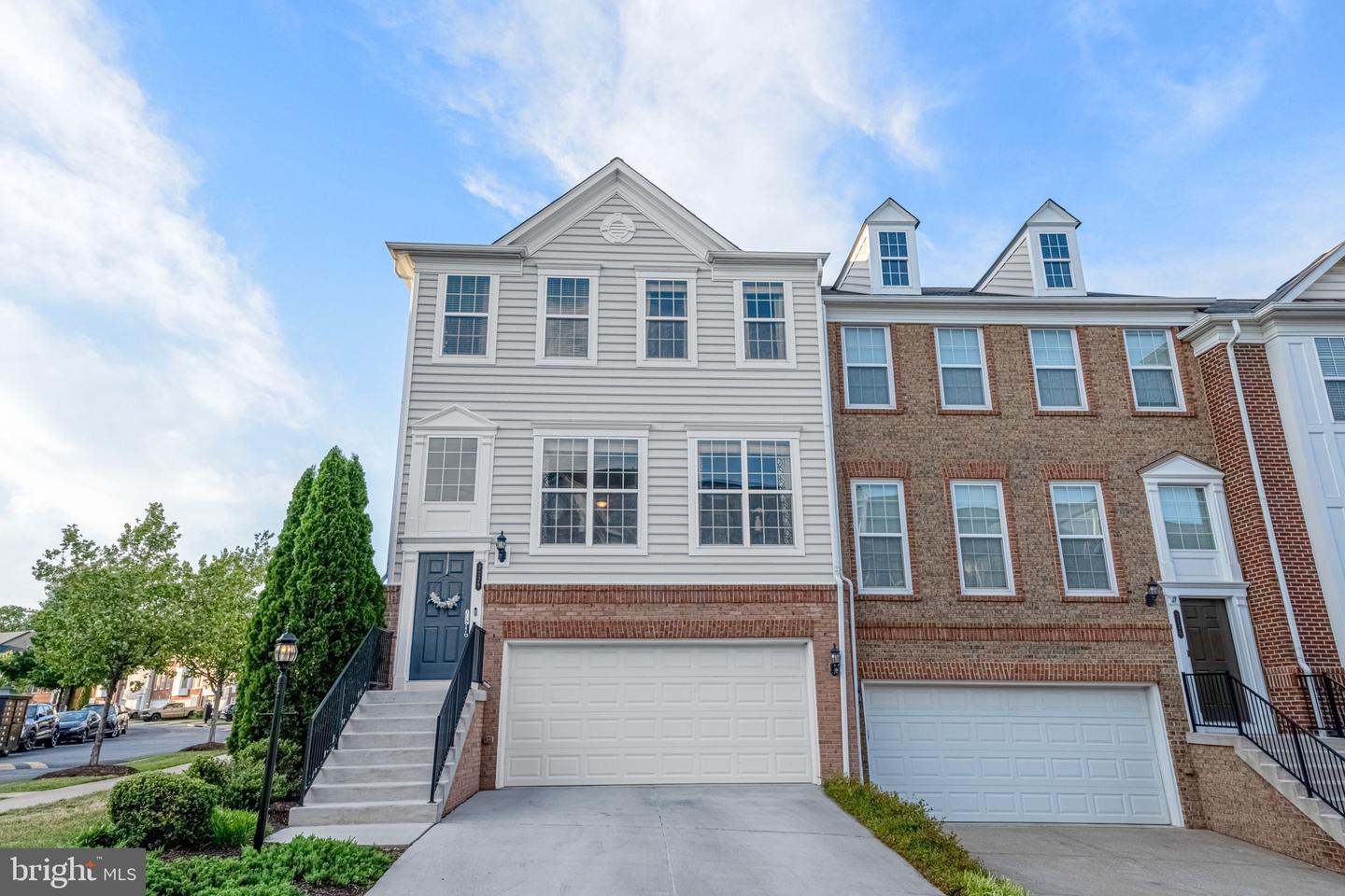 2228 Greywing Street, Woodbridge