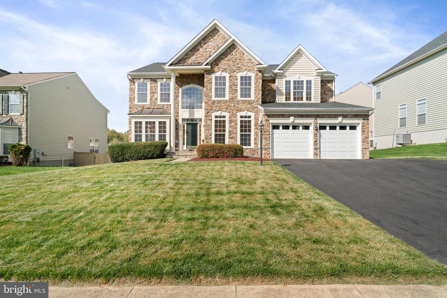 5072 Two Chimneys Court, Woodbridge