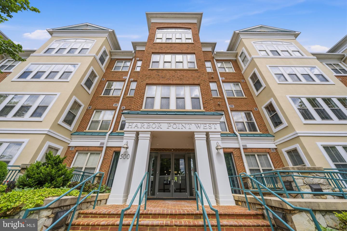 500 Belmont Bay Drive #305