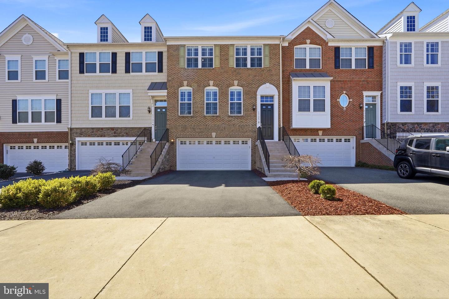 1723 Granville Court, Woodbridge
